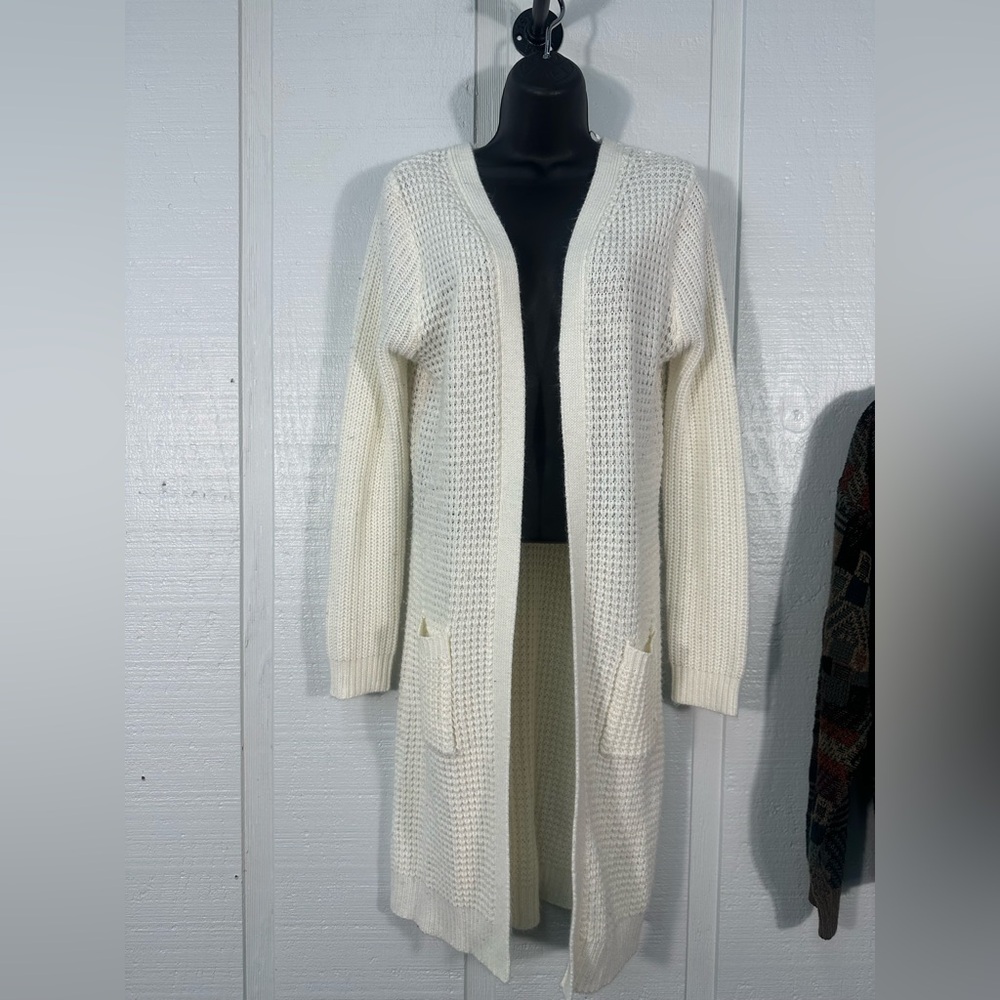 Ambiance Apparel Off White Cardigan Sweater Size Large EUC